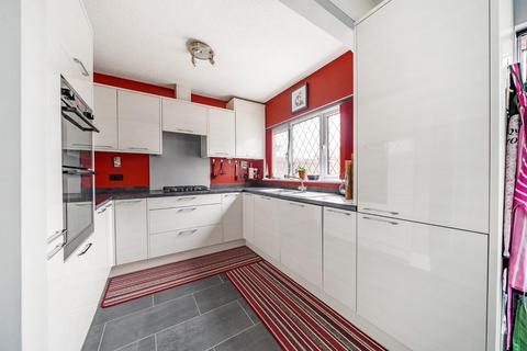 68 William Road, Ashford, TN23 7UU