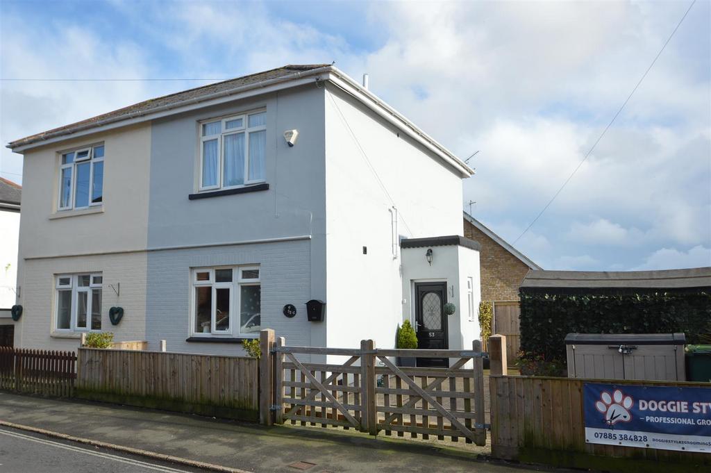 HAYLANDS, RYDE 3 bed semidetached house for sale £255,000