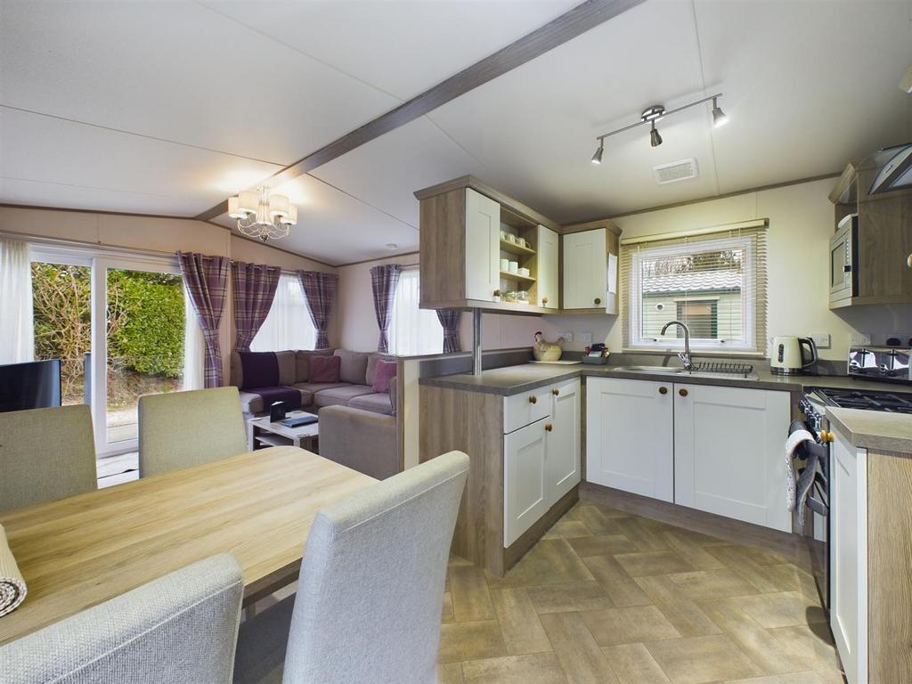 Open PLan Lounge Kitchen/Diner