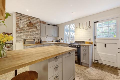 2 bedroom cottage for sale, Kitten Lane, Stanstead Abbotts