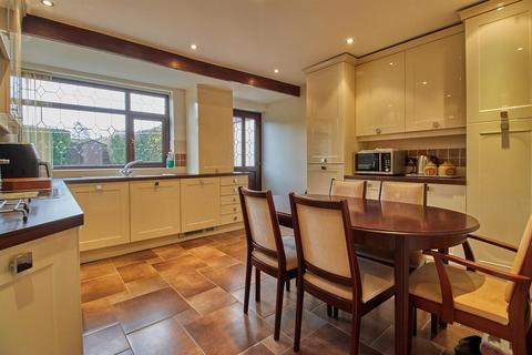 9 Applebee Road, Burbage, Hinckley, LE10 2LJ