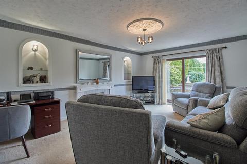 9 Applebee Road, Burbage, Hinckley, LE10 2LJ