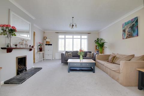 28 Chestnut Road, Brockenhurst, SO42 7RF
