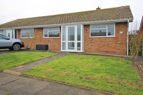 2 bedroom semi-detached bungalow for sale - Harbledown Gardens, Palm Bay, Cliftonville