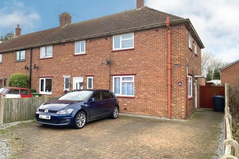 3 bedroom semi-detached house for sale - Banham Road, Beccles, Suffolk, NR34