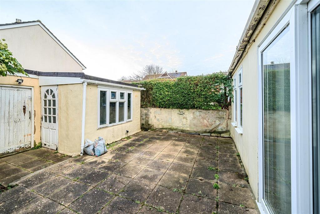 Rear Courtyard Terrace