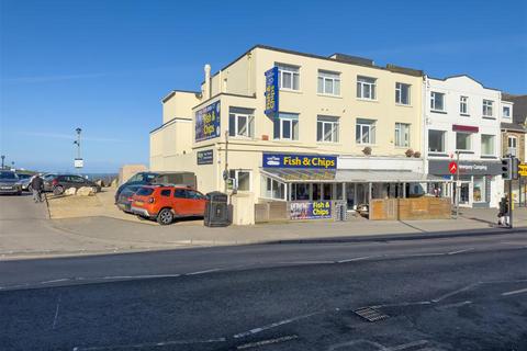 Property for sale, 9 Cliff Road, Newquay TR7
