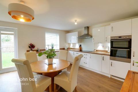 4 bedroom detached house for sale, Aylesbury Road, Nantwich