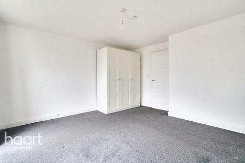 58 Burroughs Drive, Dartford, DA1 5TX