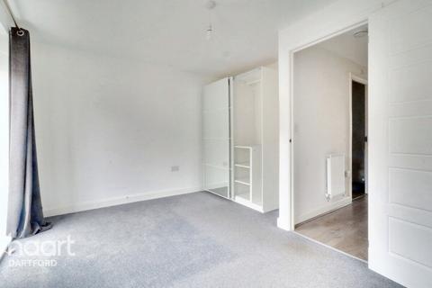 58 Burroughs Drive, Dartford, DA1 5TX
