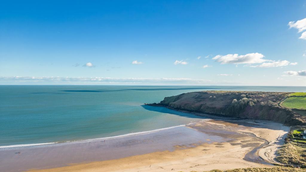 Freshwater East, Pembroke SA71 6 bed detached house for sale £1,250,000
