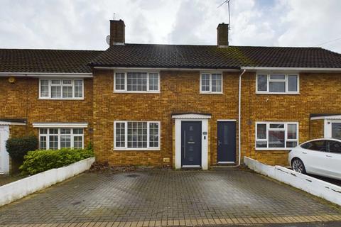 422 Long Chaulden, Hemel Hempstead, HP1 2NS