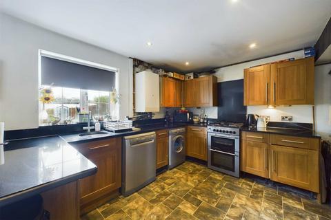 422 Long Chaulden, Hemel Hempstead, HP1 2NS