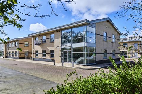 Office to rent - 6070 Knights Court, Birmingham Business Park, Solihull Parkway, Solihull, West Midlands, B37 7BF
