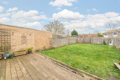 3 bedroom semi-detached house for sale, Southcote / Reading,  Berkshire,  RG30