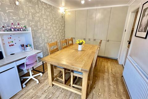 6 Cropton Road, Royston, Barnsley, S71 4JJ