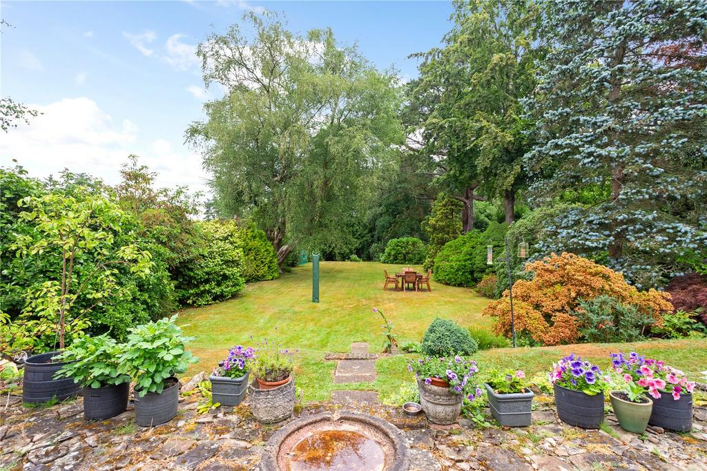 Terrace &amp; Garden