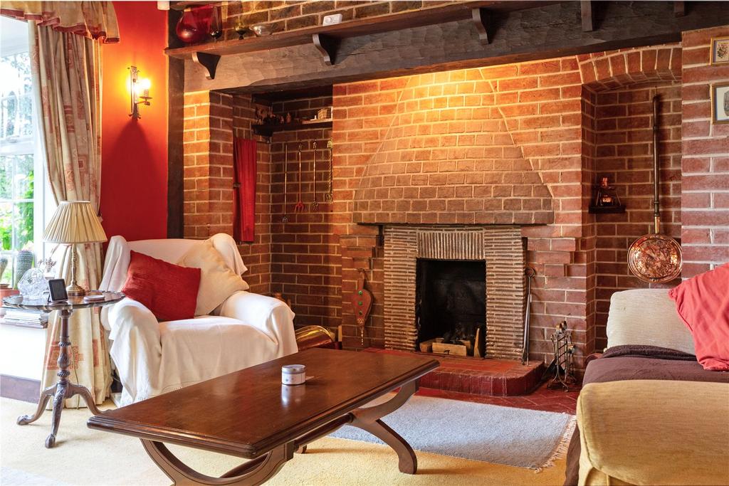 Sitting Room Detail
