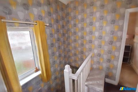 16 Nicholas Road, Widnes, WA8 8ST
