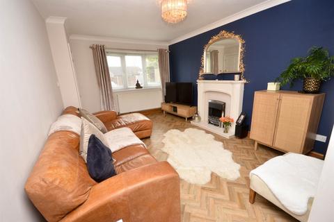 4 bedroom semi-detached house for sale, Duchess Crescent East, Jarrow