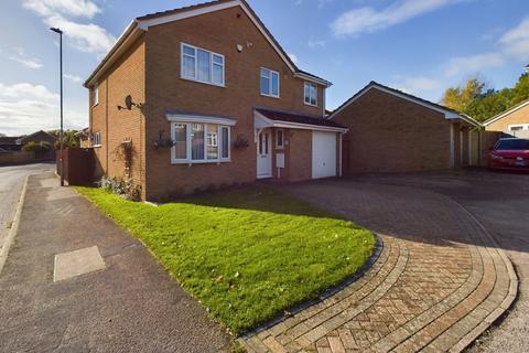 9 Buckingham Way, Towcester, NN12 6JY