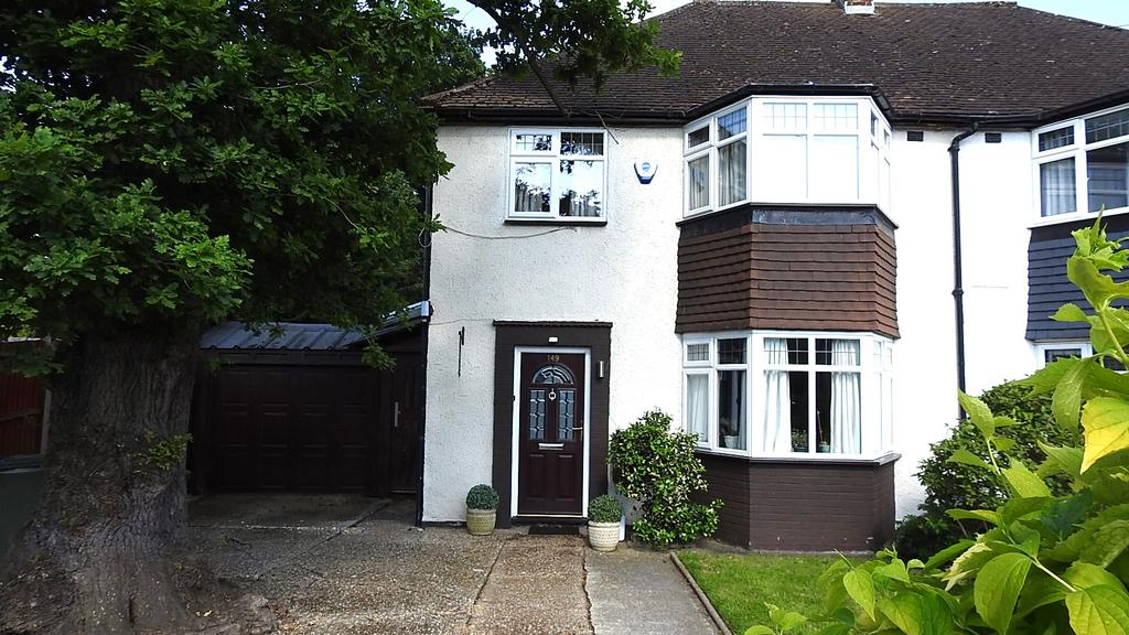 Stoneleigh Park Road, Stoneleigh KT19 3 bed semidetached house for