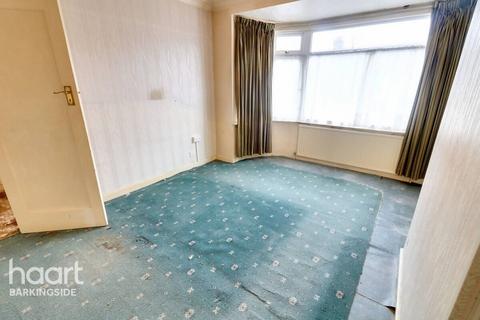 128 Craven Gardens, Ilford, IG6 1PS