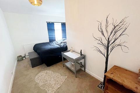 2 bedroom terraced house for sale - Maud Terrace, West Allotment, Newcastle upon Tyne, Tyne and Wear, NE27 0EH