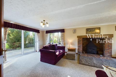 4 bedroom detached house for sale, Chapel Road, Hinderclay