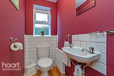 12 Bushey Bartrams, Shenley Brook End, Milton Keynes, MK5 7HE