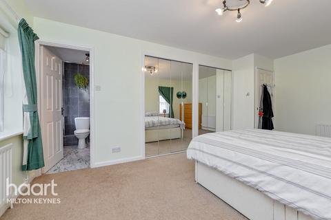 12 Bushey Bartrams, Shenley Brook End, Milton Keynes, MK5 7HE