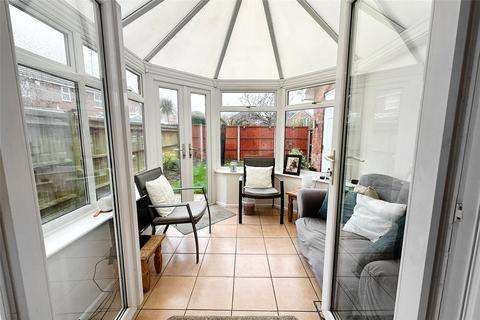 7 Camelia Close, Littlehampton, BN17 6UT