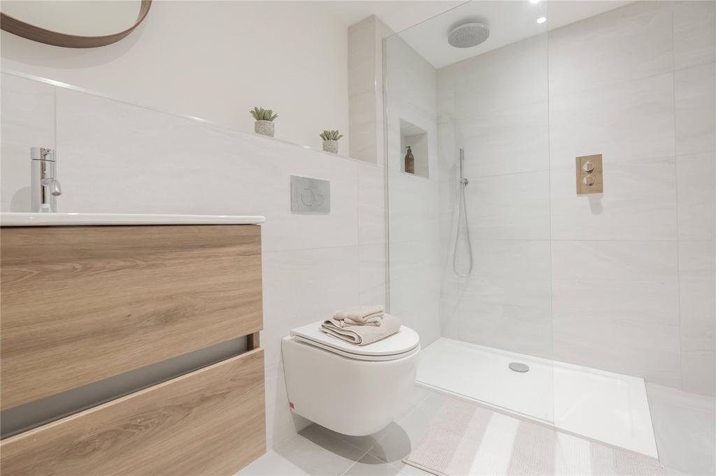 Ensuite