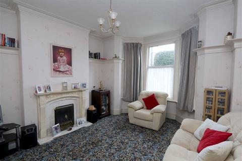 3 bedroom semi-detached house for sale - Sidney Road, Southport PR9