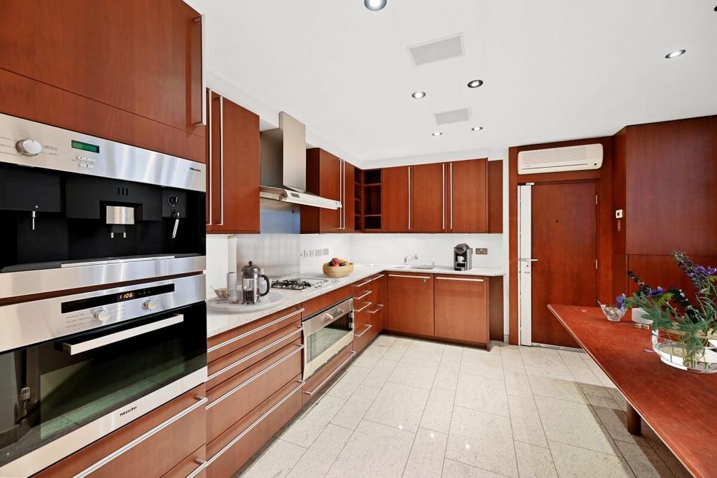 Property 6765 09-...