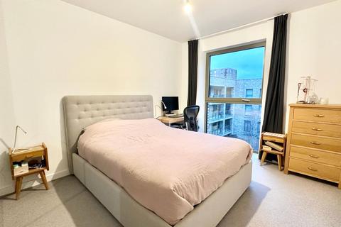 1 bedroom apartment for sale, Tiller House, Armada Way, London E6