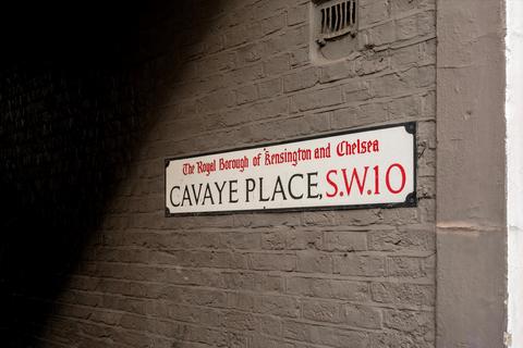 2 bedroom flat for sale, Cavaye Place, London, SW10