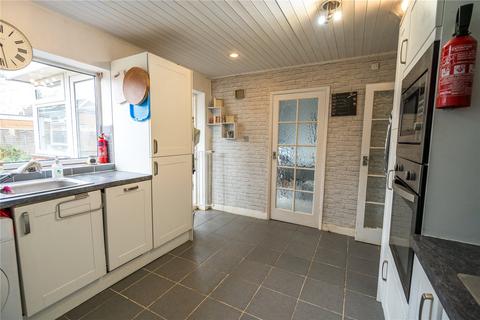 32 Carmen Crescent, Holton Le Clay, Grimsby, DN36 5DD