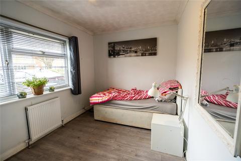 32 Carmen Crescent, Holton Le Clay, Grimsby, DN36 5DD