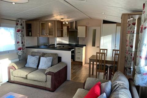 2 bedroom static caravan for sale, Merrylees, Spital Road, Staxton, Scarborough, YO12