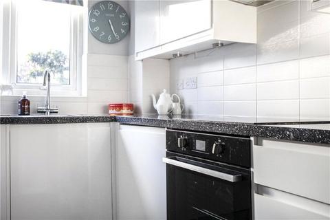 28 Darfield Road, Guildford, GU4 7YY