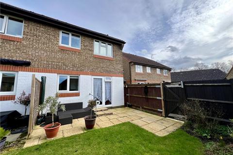 28 Darfield Road, Guildford, GU4 7YY