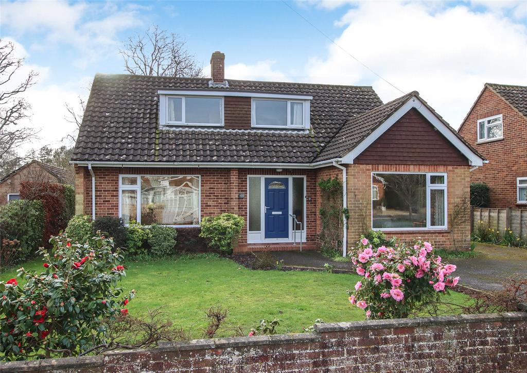 Haglane Copse, Pennington, Lymington, Hampshire, SO41 4 bed detached house for sale £630,000