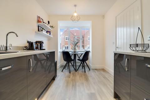 3 bedroom semi-detached house for sale, PARK HILL WAY, WAKEFIELD, WF1
