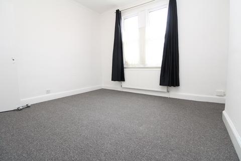 1 bedroom flat to rent, Elmdene Road, Plumstead, SE18