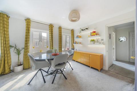 9 Hillgate Place, London, SW12 9ES