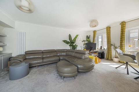 9 Hillgate Place, London, SW12 9ES