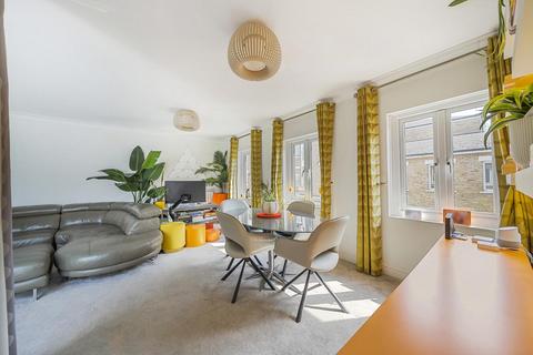 9 Hillgate Place, London, SW12 9ES
