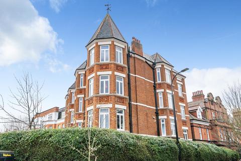 3 bedroom flat for sale, Priory Road, South Hampstead