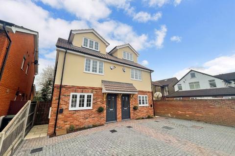 3 bedroom semi-detached house for sale, Milner Road, Burnham, Buckinghamshire, SL1